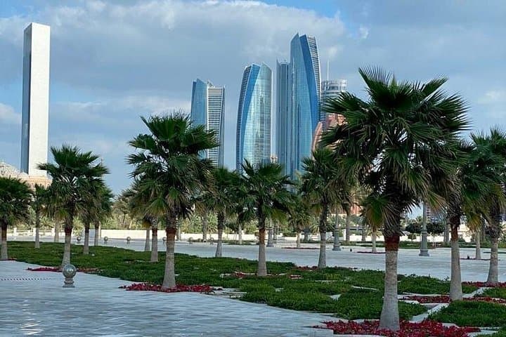 Private Abu Dhabi Day Tour from Dubai: Grand Mosque, Emirates Palace & Louvre Abu Dhabi photo 3