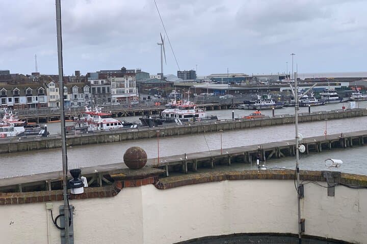 Lowestoft Coastal Sightseeing: High-Speed Jet Boat Tour from South Pier photo 2
