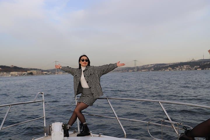 Bosphorus Sunset Cruise: Istanbul Golden Horn & Maiden's Tower Boat Tour photo 4