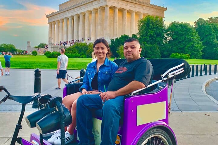 Pedicab Tour of the National Mall: Private Guided Sightseeing in Washington, DC photo 1