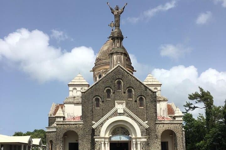 North Martinique Half-Day Nature and Panorama Tour: Mont Pelée, Waterfalls & Rum photo 2