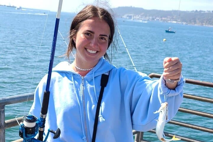 San Diego Pier Fishing: 2-Hour Crystal Pier Shore Experience photo 2