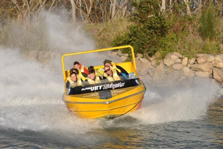 Christchurch Heli-Jet: Helicopter Flight and Waimakariri Jet Boat Adventure photo 4