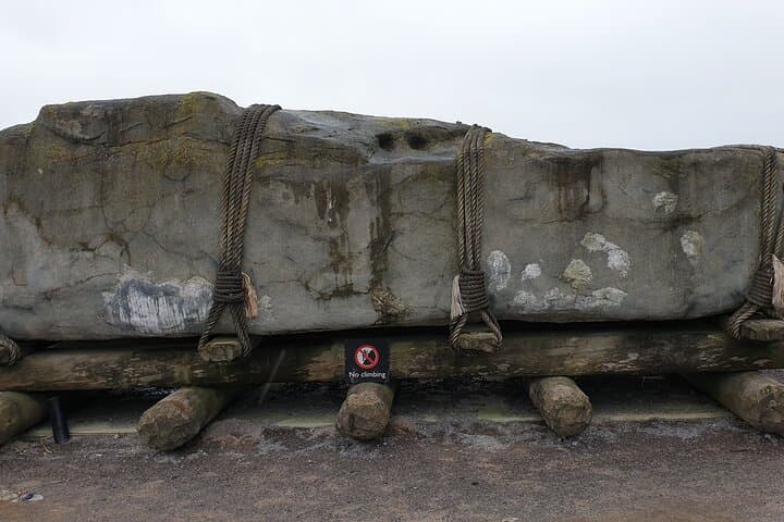 Private Cruise-Ship Pickup & Full-Day South England Tour — Stonehenge, Windsor & White Cliffs photo 2