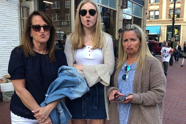 Explore Little Rock: Downtown Scavenger Hunt with Wacky Walks photo 6