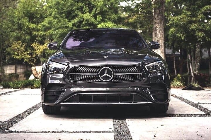 Private Airport Transfer LAS to Las Vegas by Business Car photo 2