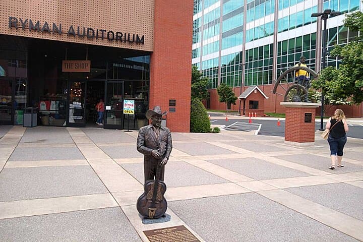 Self-Guided Audio Tour of Downtown Nashville: Ryman, Honky Tonk Row & Bridges photo 3