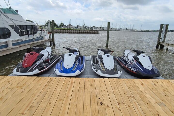 Boat Rental in Clear Lake Shores, Texas