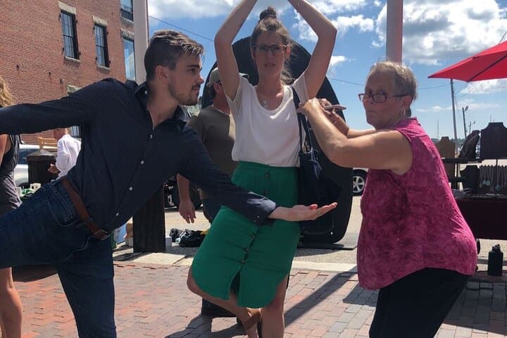 Wacky Walks Scavenger Hunt Buffalo: Interactive Downtown Adventure