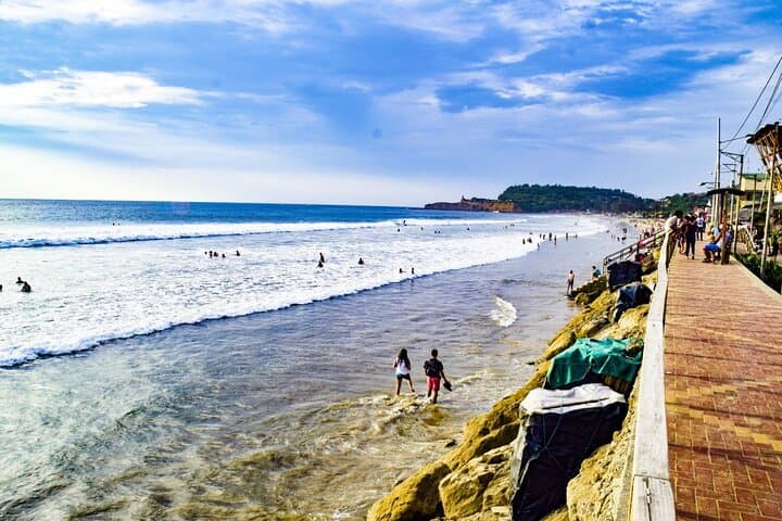 Montañita Paragliding & Coastal Culture: Full-Day Tour from Guayaquil photo 2
