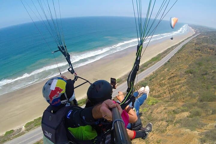 Montañita Paragliding & Coastal Culture: Full-Day Tour from Guayaquil photo 6