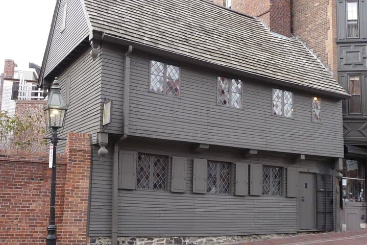 Exploring Revolutionary Boston: A Full-Day Minivan Tour through History and Heritage photo 3