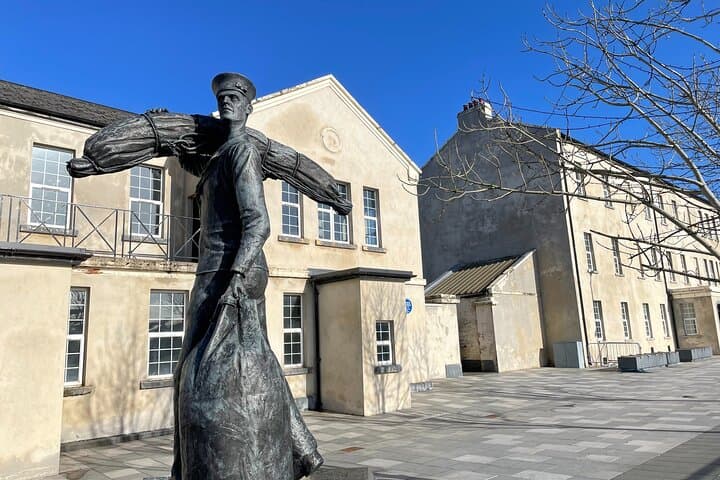 Derry Walking Tours: Blue Plaques, Ulster Scots & The Real Derry Girls photo 4