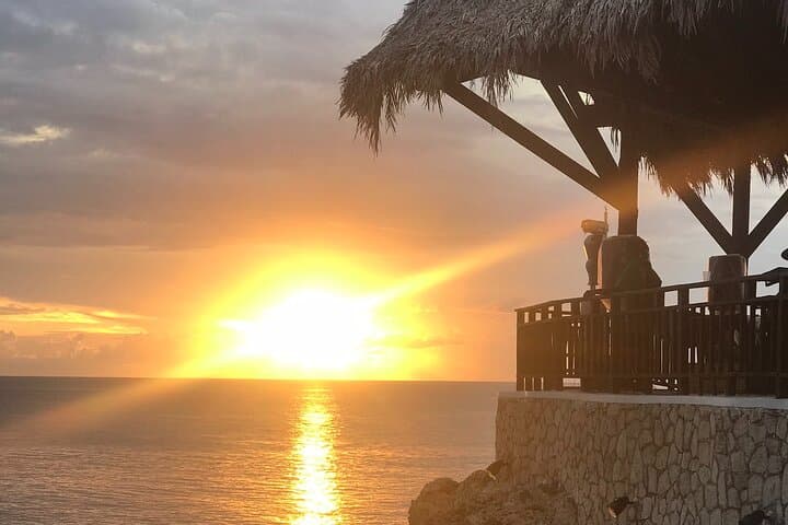 Ricks Cafe Negril Sunset & Cliff-Jumping Day Trip from Montego Bay photo 4