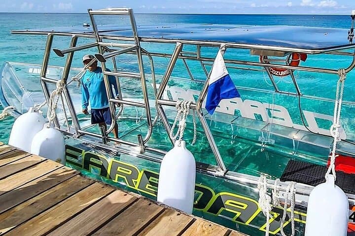 Clear Boat Tour Cancún: Nichupté Lagoon to Caribbean Reefs photo 5