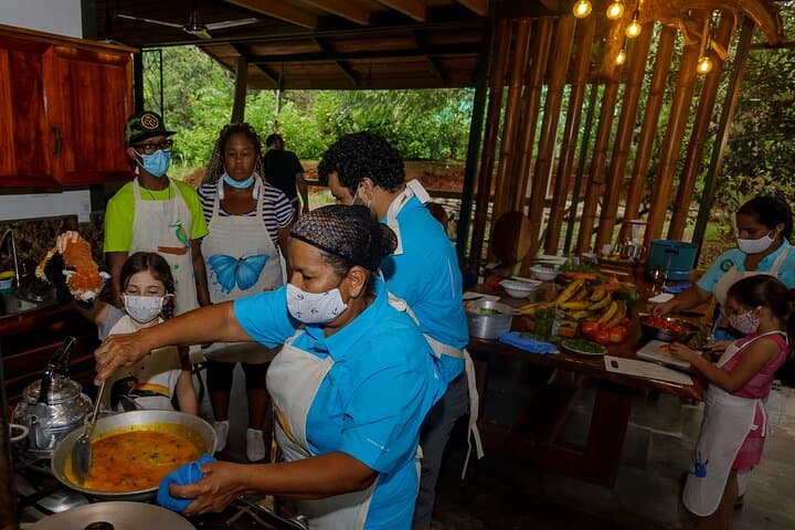 Manuel Antonio Cooking Class & Medical Plants Garden Tour photo 4