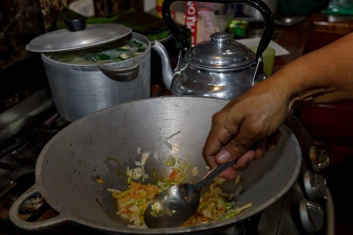 Manuel Antonio Cooking Class & Medicinal Plants Garden Tour — Local Flavors and Botanical Insights photo 3