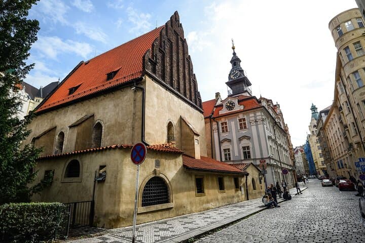 Prague 1593 Time Travel VR Tour: Old Town Walking Tour & VR Experience photo 3