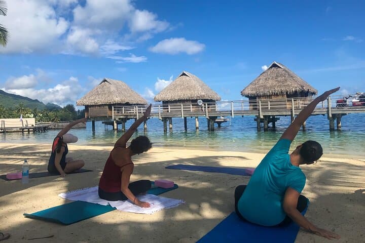 Private Yoga in Mo'orea - 75-Minute Personalized Lagoonside Session photo 4