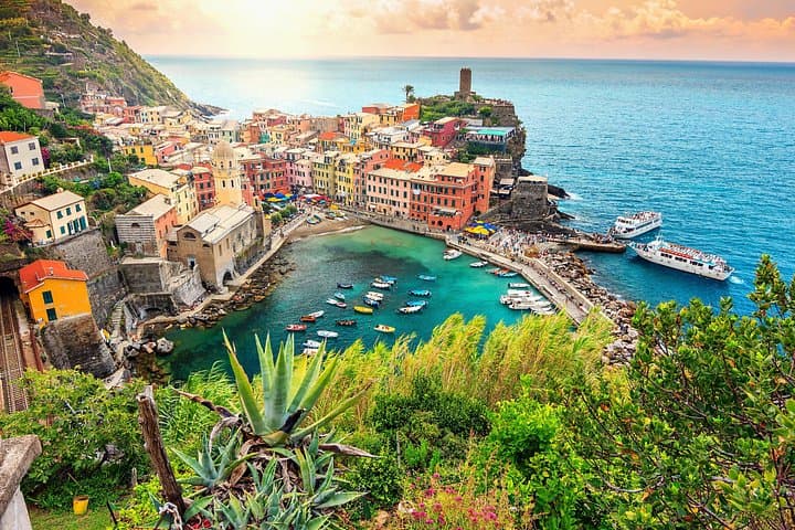 Cinque Terre Day Trip from Florence: Manarola, Vernazza & Monterosso in One Day