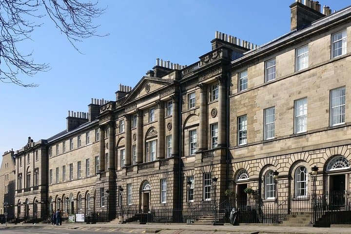 Architecture of Money: Edinburgh New Town Self-Guided Audio Walking Tour photo 3