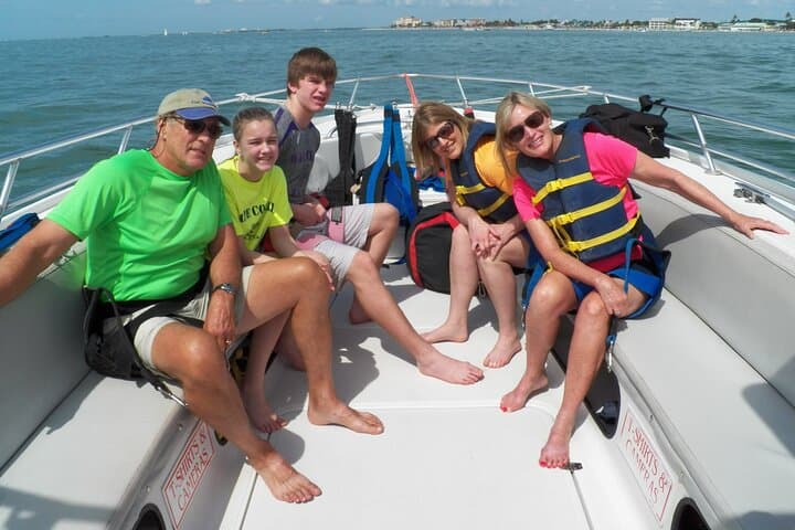 Soar Above Fort Myers Beach: A 400-Foot Parasailing Adventure photo 4