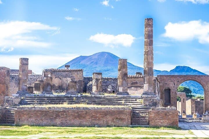 From Ruins to Riviera: Private Pompeii, Positano & Amalfi Day Trip from Rome photo 5