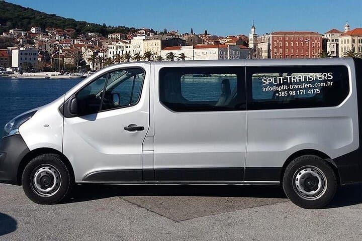 Dubrovnik to Split via Ston: Private Day Tour with Ston Wall & Oysters photo 2