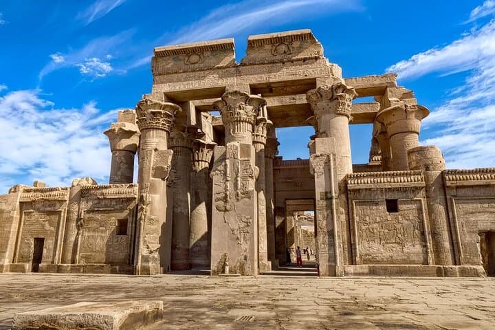 Edfu and Kom Ombo Day Trip from Luxor: Private Tour to Ancient Nile Temples photo 1