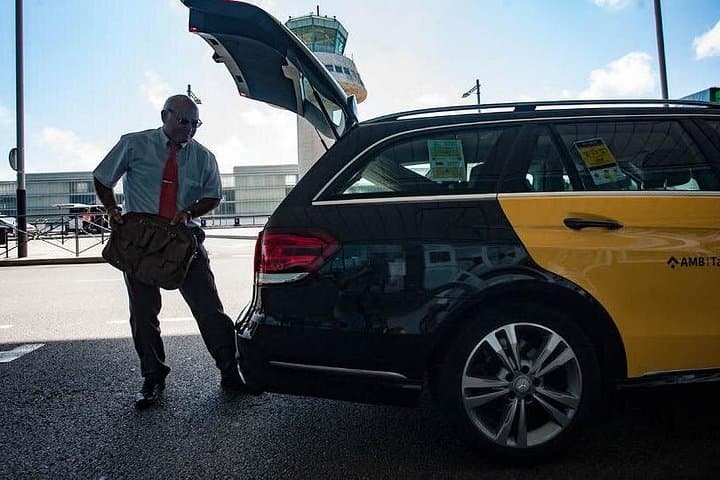 Dubai Premium Airport Transfer: Private Ride from Dubai Beach to DXB photo 4