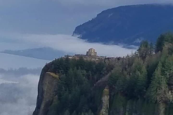 Columbia River Gorge Waterfall Tour — Multnomah, Latourell & Vista House from Portland photo 5