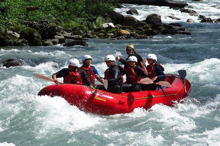 Upper Skagit Introductory Whitewater Rafting — Family-Friendly Rapids Near Marblemount photo 5