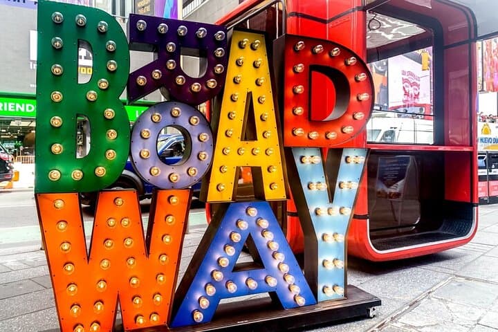 Secrets of 42nd Street: Private Midtown Manhattan Walking Tour