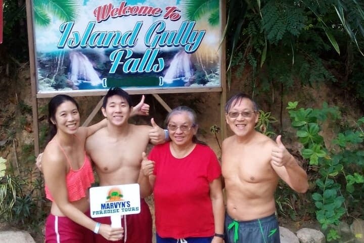 Blue Hole & River Tubing Combo from Montego Bay — Jump, Float and Explore Ocho Rios photo 4
