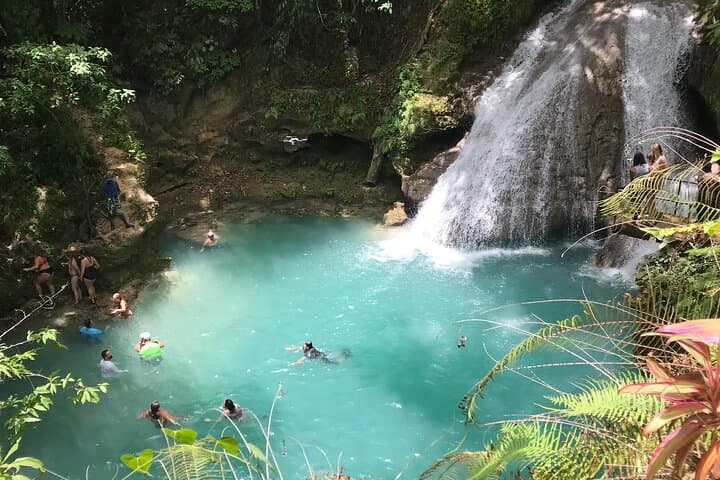 Blue Hole & River Tubing Combo from Montego Bay — Jump, Float and Explore Ocho Rios photo 5