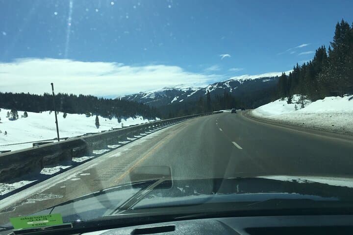 Denver Airport to Vail Transfer: Luxury Winter-Ready Shuttle to Colorado’s High Country photo 5