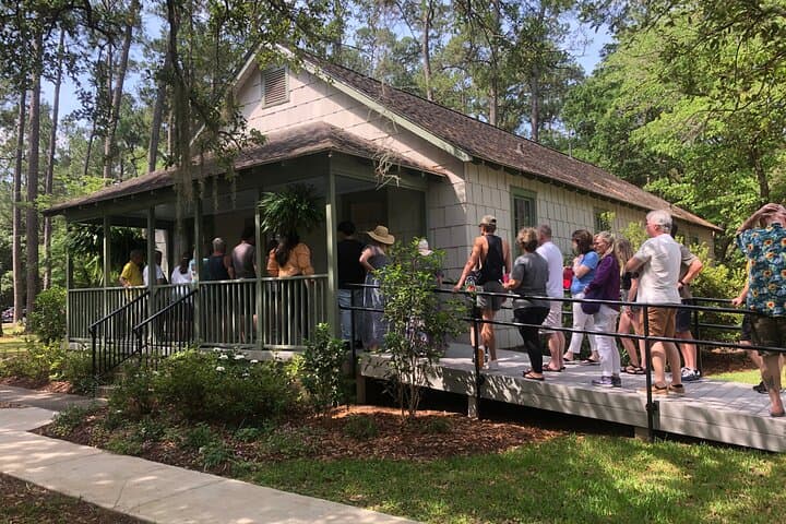 Myrtle Beach Ghosts, Pirates and Historic Families Trolley Tour photo 6
