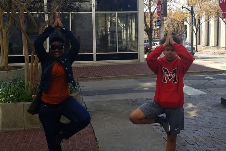 Survive the City: Dallas Zombie Scavenger Hunt App Adventure photo 2