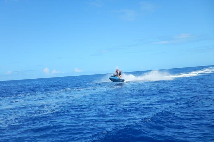 2-Hour Moorea Jet Ski Discovery Tour: Lagoon, Rays & Blacktip Sharks photo 4