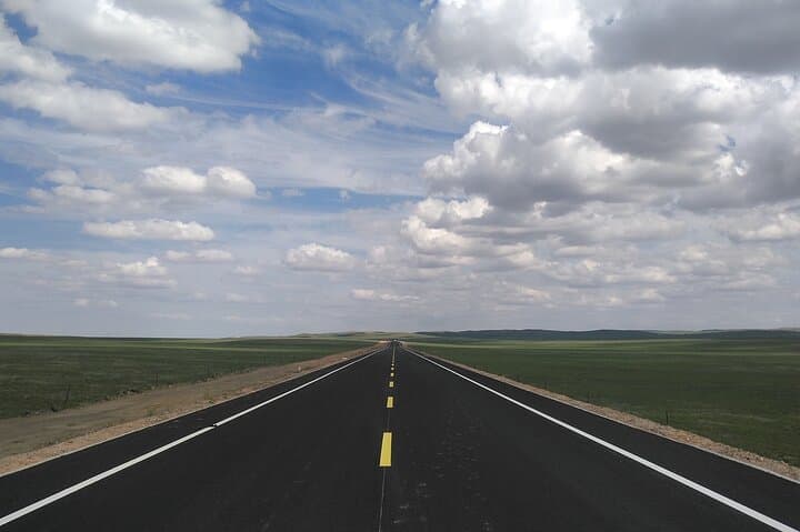 4-Day Hohhot to Inner Mongolia Grasslands & Kubuqi Desert Adventure photo 2