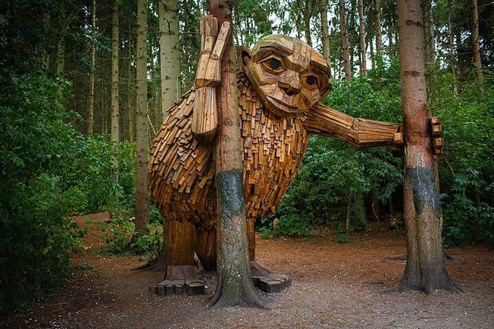 E-biking Copenhagen's Forgotten Giants: Thomas Dambo Sculpture Trail photo 4