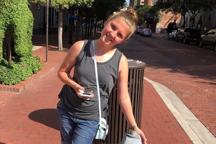 Crazy Dash Lexington Scavenger Hunt: Interactive Downtown Walking Game