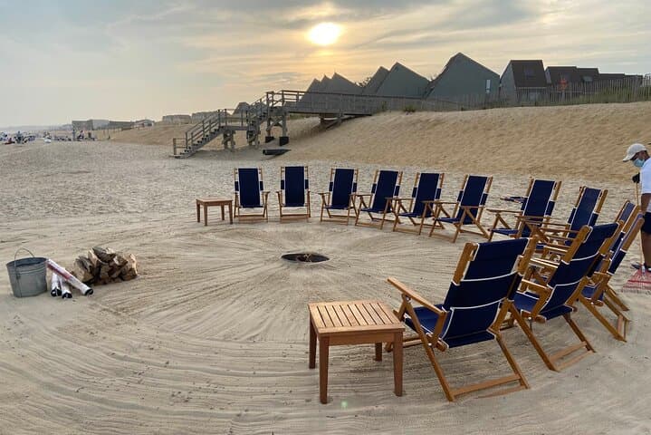 Private Beach Bonfire in Montauk: Sunset Fire, S'mores & Attended Beach Setup