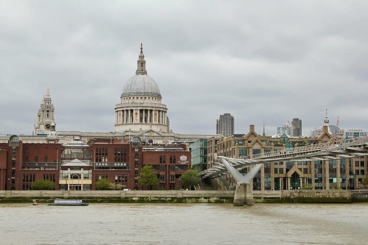 Inside Tate Modern: Small-Group Guided Tour of London's Modern Art Giant photo 3