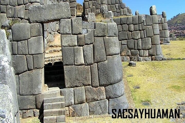 Cusco City Tour: Plaza de Armas, Qoricancha & Cathedral Walking Tour photo 3