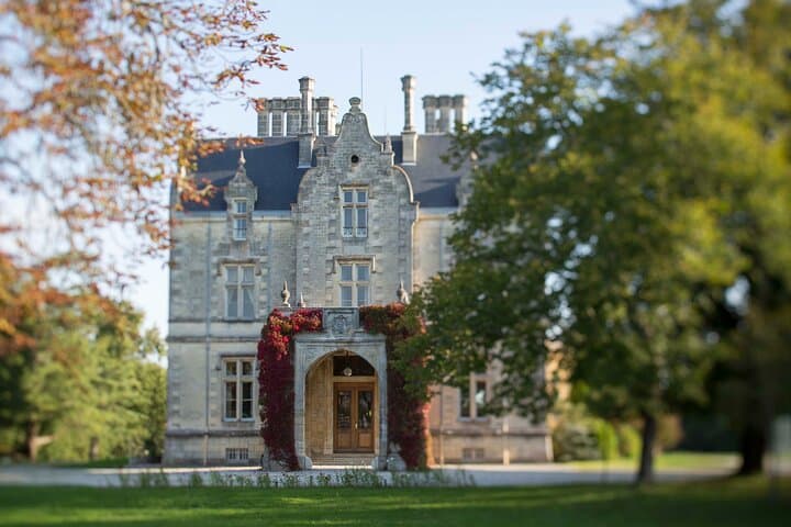 Château Lanessan Wine Tour: Park, Cellars & Tasting in Cussac-Fort-Médoc