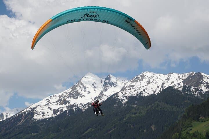 Morning Tandem Paragliding Over the Stubai Valley (Neustift Elferbahn)