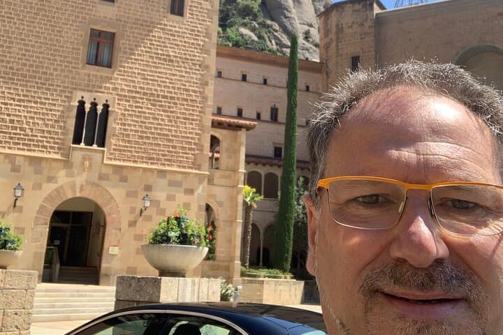 Private Half-Day Montserrat Tour from Barcelona with Driver photo 4