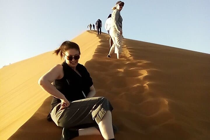 5-Day Kalahari to Namib: Dunes, Desert Wildlife & Swakopmund Coastline