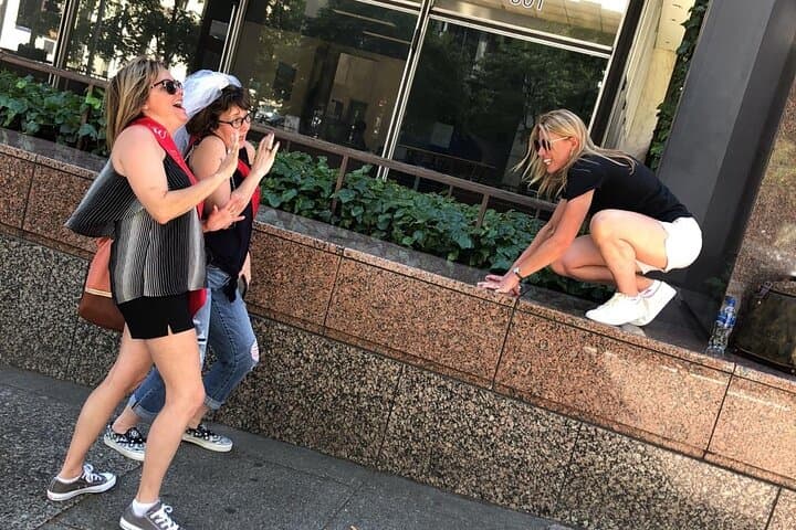 Clearwater City Scavenger Hunt: Wacky Walks Urban Adventure